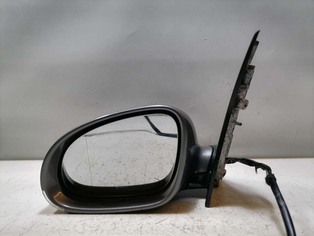 VW Golf Plus 2 original Au&szlig;enspiegel links LA7T United Grey elektrisch verstellbar Bj.2009